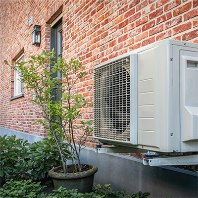 Checking heat pump pressure and temperature